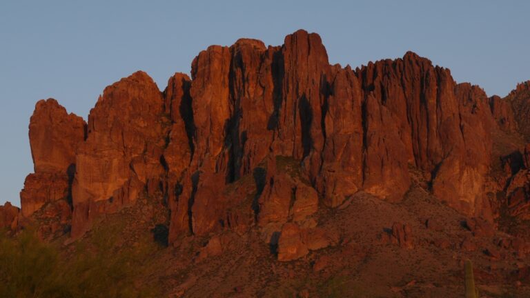 Superstition Mountain – Lost Dutchman State Park in Arizona, USA